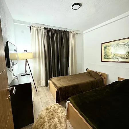 Anka Apartment Stip Exterior photo